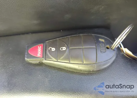 2012 Jeep Grand Cherokee Laredo z USA, uszkodzony, nr VIN 1C4RJFAG0CC165908